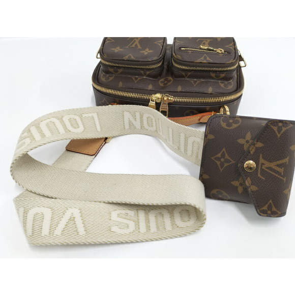Louis Vuitton Utility Bum Bag Monogram - Picture 7 of 8